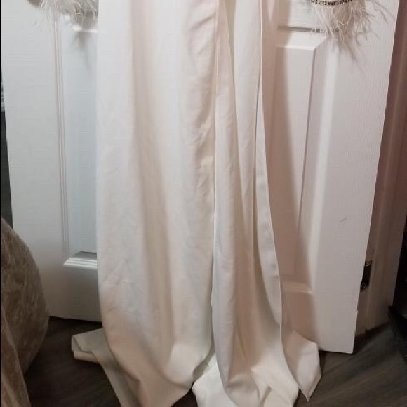 White dress with sequins - Picture 5 of 5